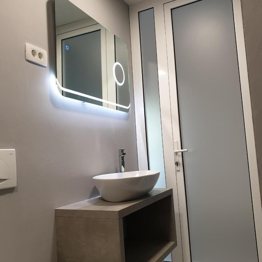 Apartma Pata, Koper - Cezarji Luaran gambar