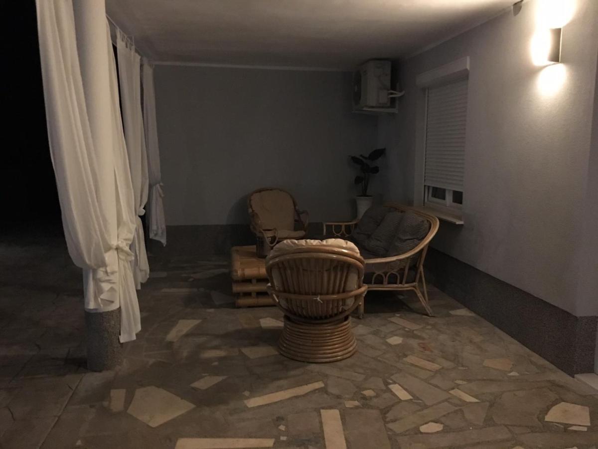 Apartma Pata, Koper - Cezarji Luaran gambar